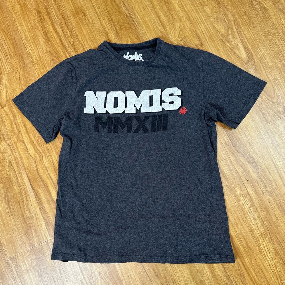NOMIS mean shirt large grey pre owned